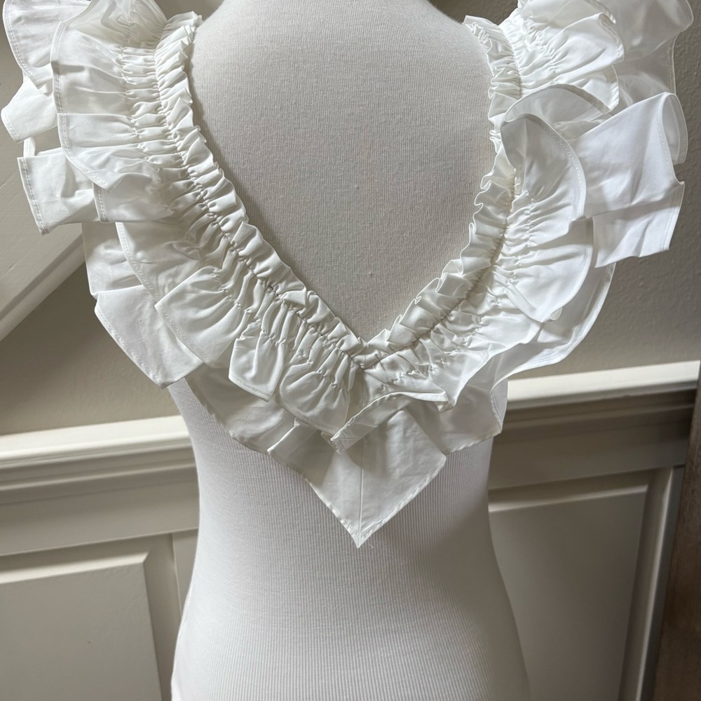 Express White Ruffled Blouse - Picture 4 of 6